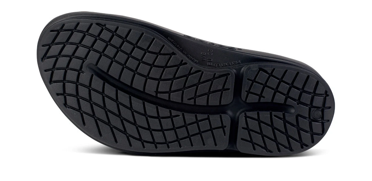 OOfos Women's OOmega OOahh Sandal - Black - Image 10