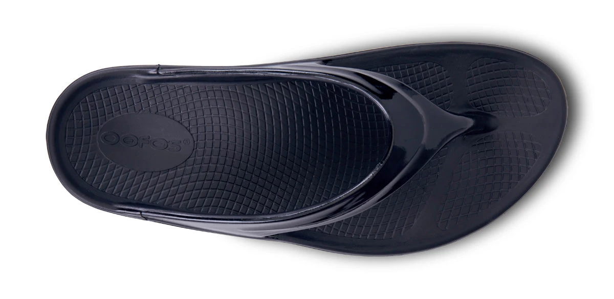 OOfos Women's OOmega OOlala Sandal - Black - Image 9