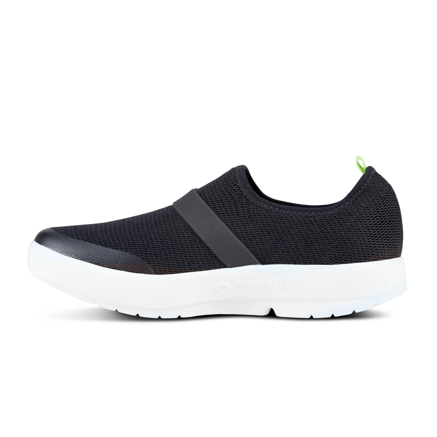 'OOFOS' Women's OOmg Fibre Low Slip On - White / Black - Image 7