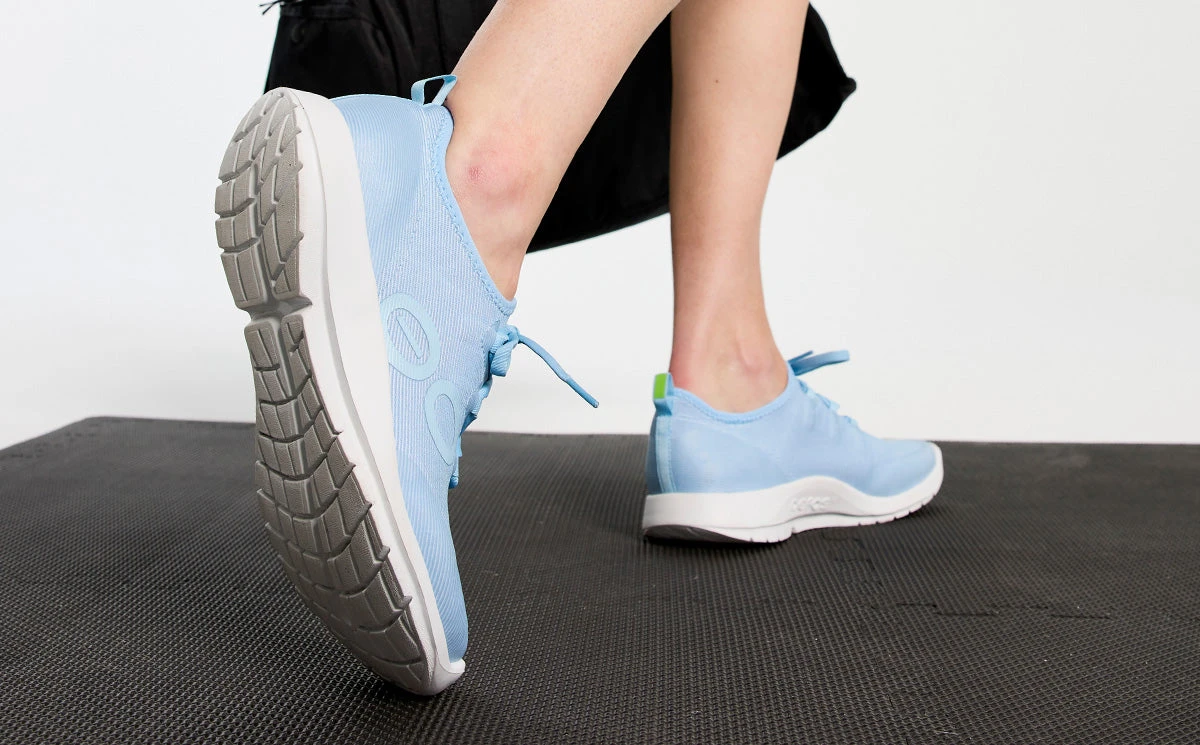 OOfos Women's OOmg Sport LS Low Shoe - Carolina Blue - Image 4